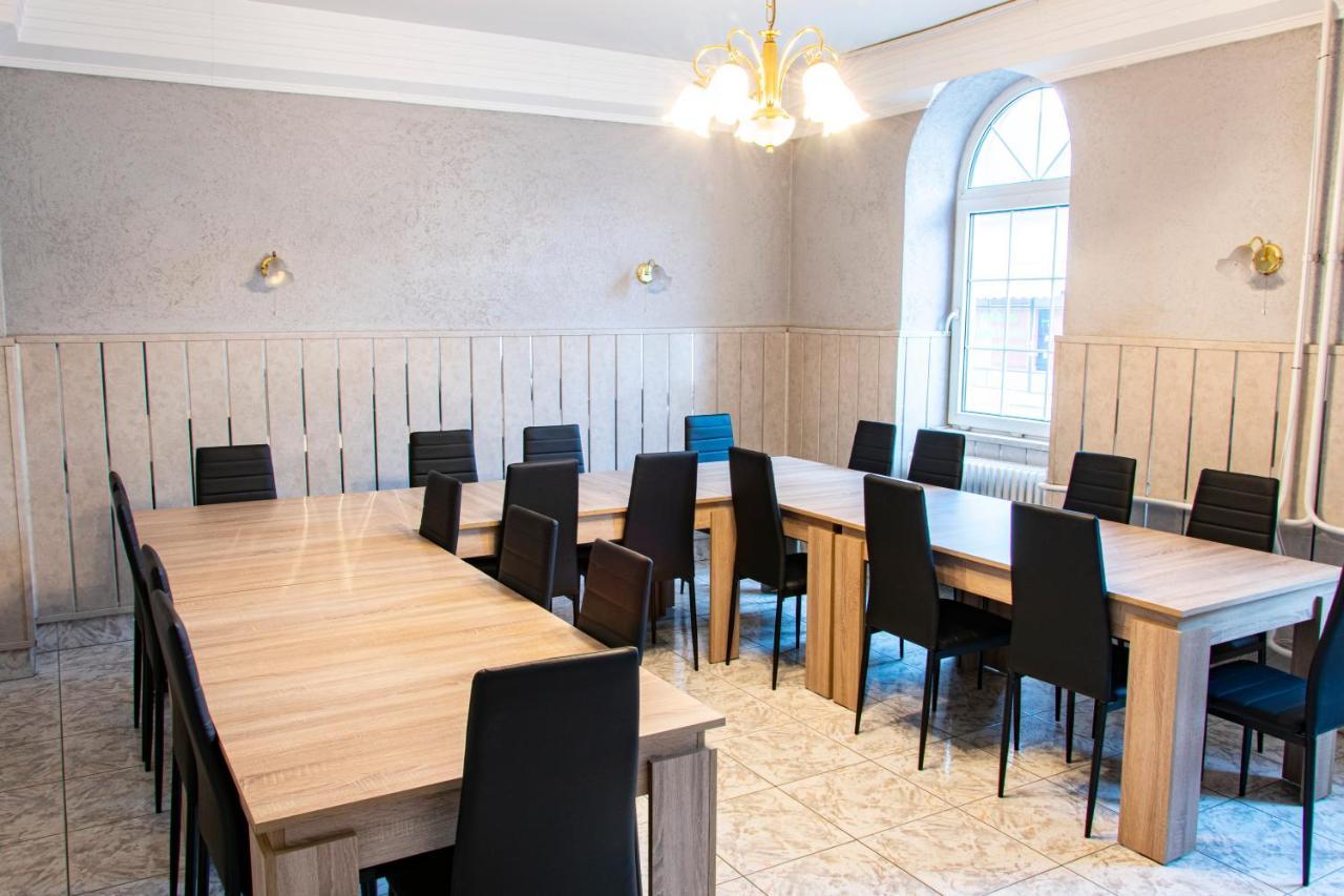 KOMPLEX -Rendezvénytermek-Panzió-Apartman-Irodák- Mateszalka Extérieur photo